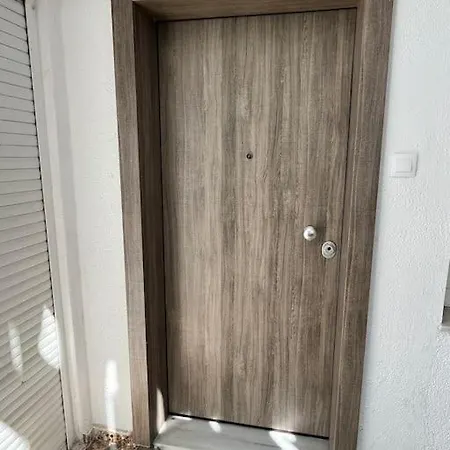 καινούριο διαμέρισμα στο κέντρο *